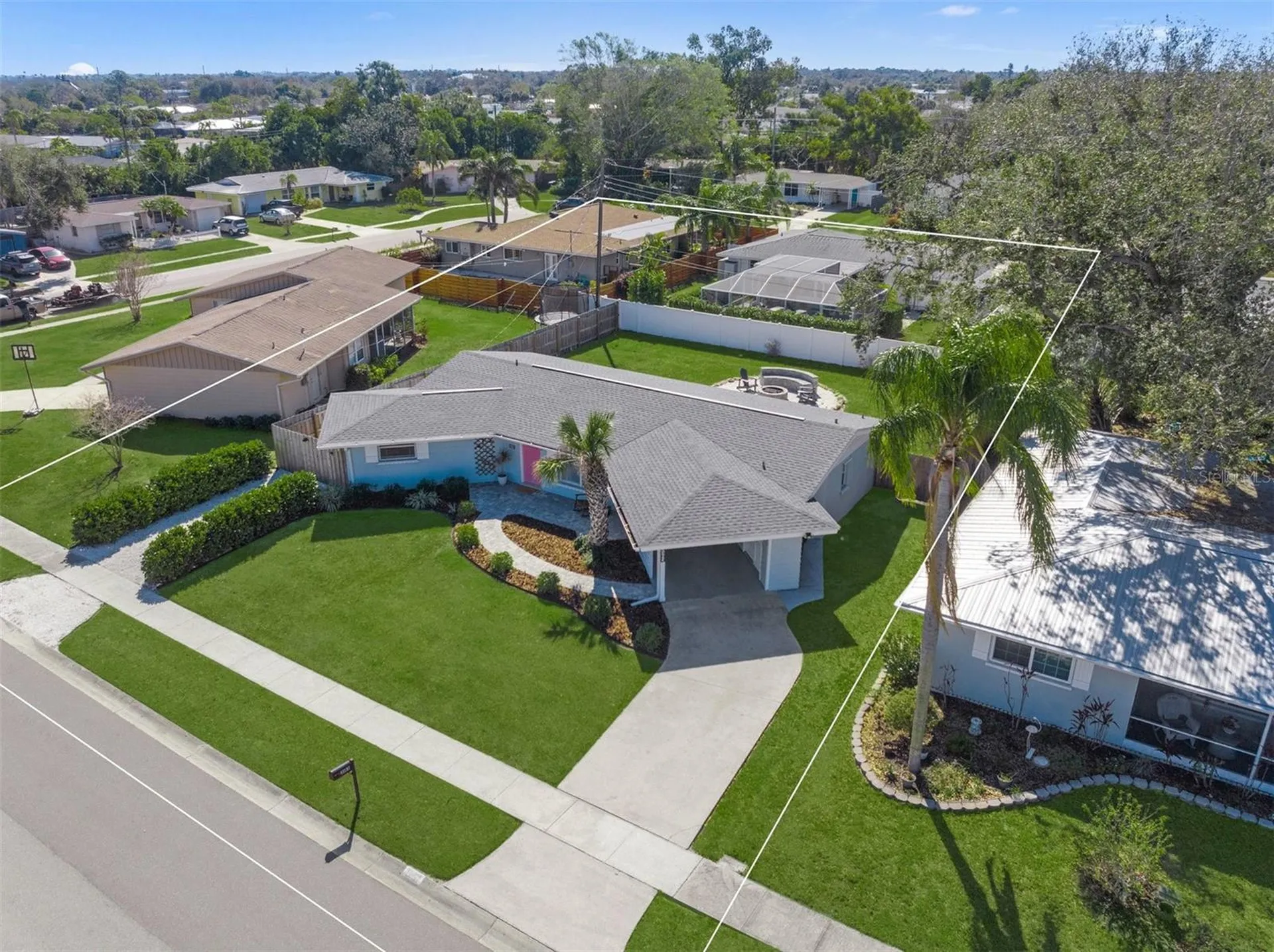 3165 Regatta Circle Sarasota FL 34231