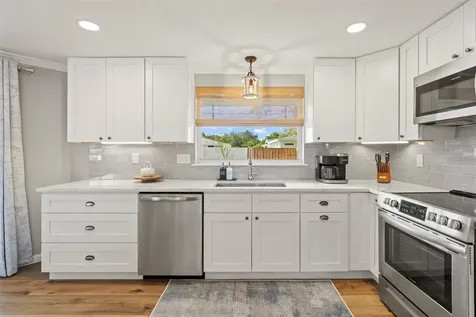 3165 Regatta Circle Sarasota FL 34231