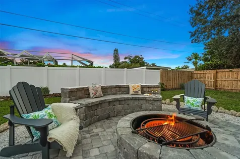 3165 Regatta Circle Sarasota FL 34231