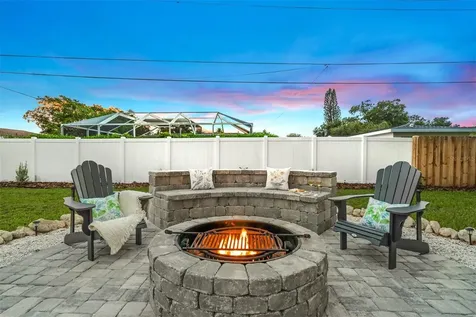 3165 Regatta Circle Sarasota FL 34231