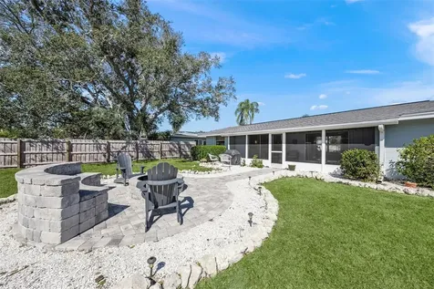 3165 Regatta Circle Sarasota FL 34231