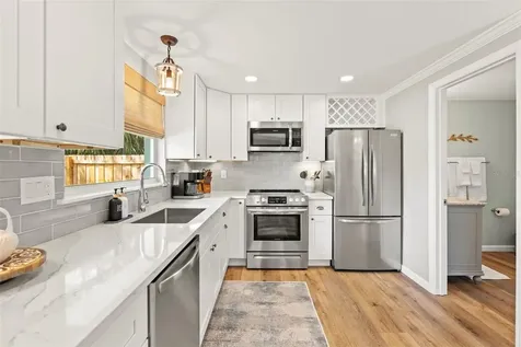 3165 Regatta Circle Sarasota FL 34231