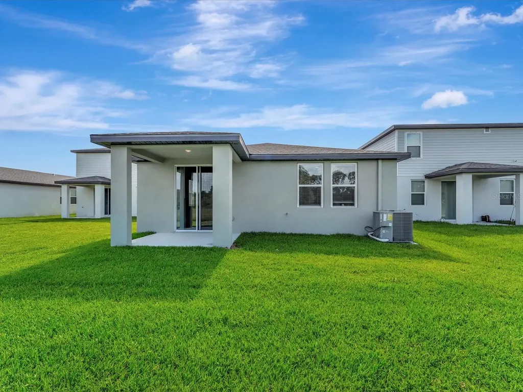 176 Whiteland Bend Nokomis FL 34275