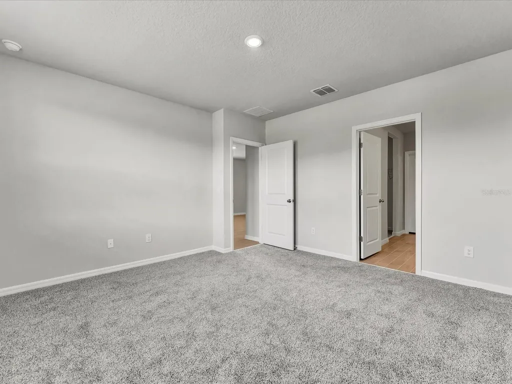 176 Whiteland Bend Nokomis FL 34275