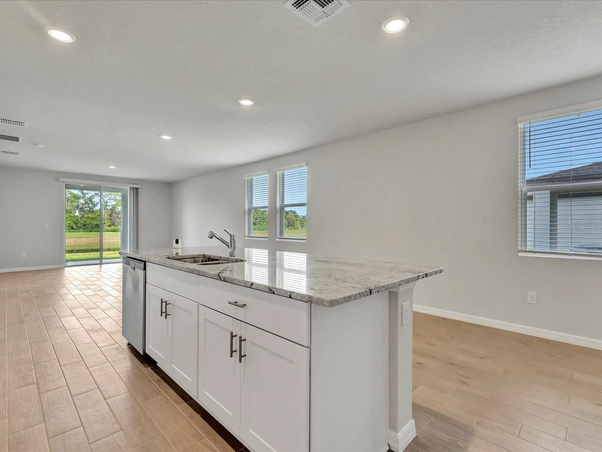 176 Whiteland Bend Nokomis FL 34275