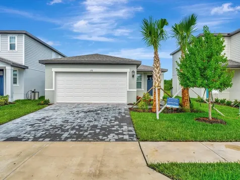 176 Whiteland Bend Nokomis FL 34275