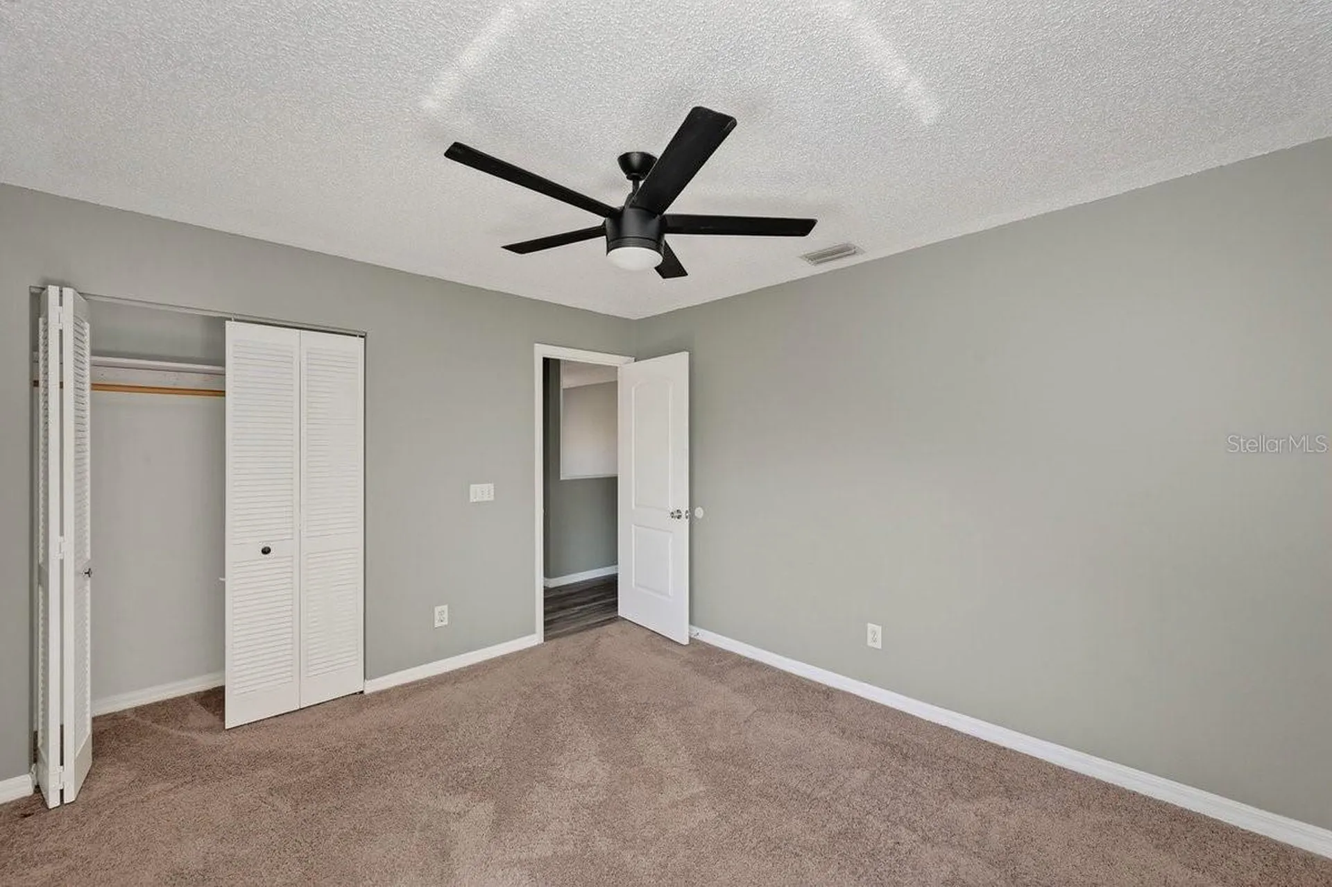 19 Woodglen Place Palm Coast FL 32164