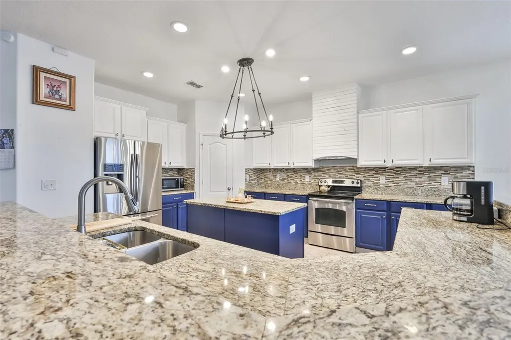 10039 Smarty Jones Drive Ruskin FL 33573
