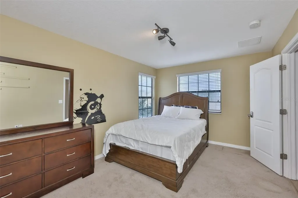 10039 Smarty Jones Drive Ruskin FL 33573