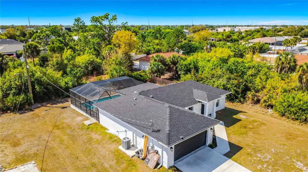 11177 Chalet Avenue Englewood FL 34224