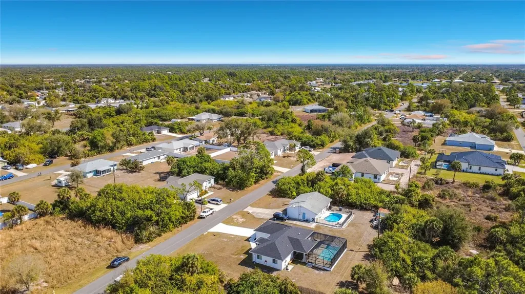 11177 Chalet Avenue Englewood FL 34224