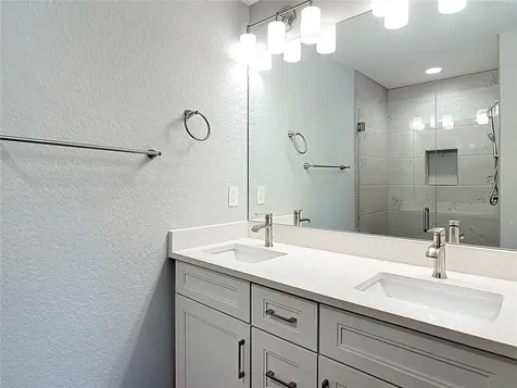 11177 Chalet Avenue Englewood FL 34224