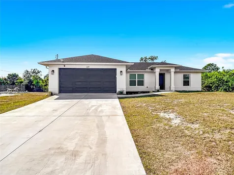11177 Chalet Avenue Englewood FL 34224