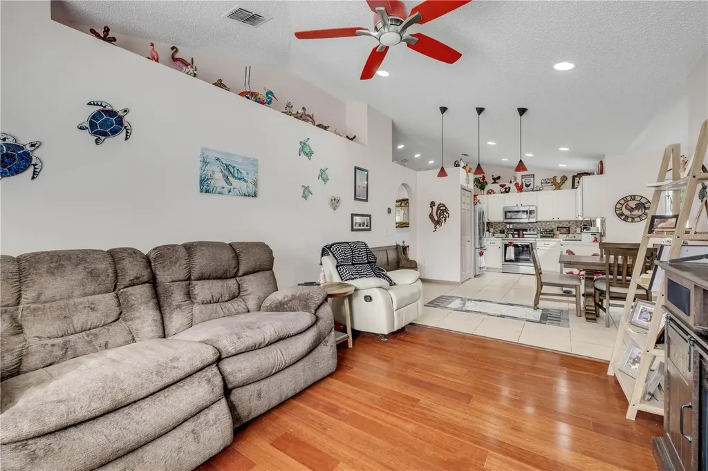 16 Ziegler Place Palm Coast FL 32164