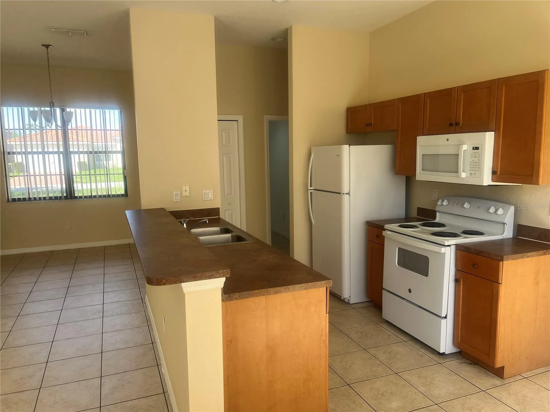 404 Cinnamon Drive Kissimmee FL 34759