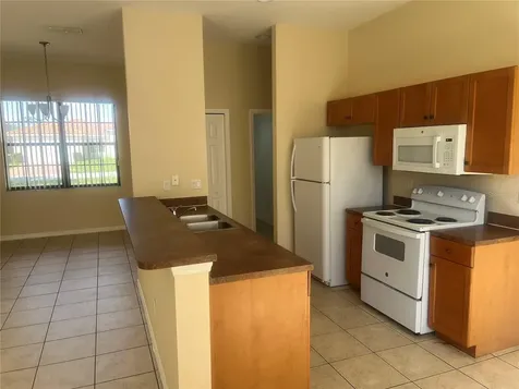 404 Cinnamon Drive Kissimmee FL 34759