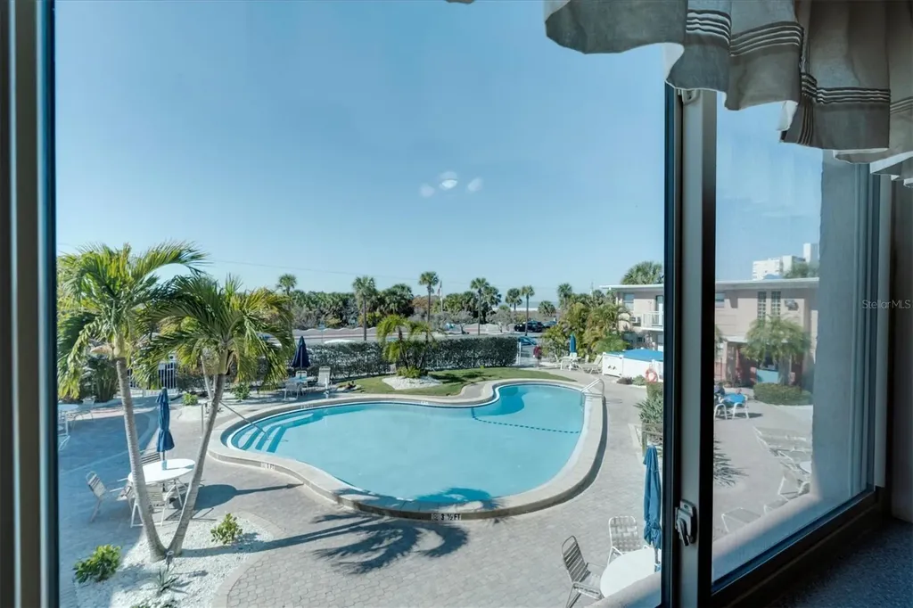 6700 Sunset Way St Pete Beach FL 33706