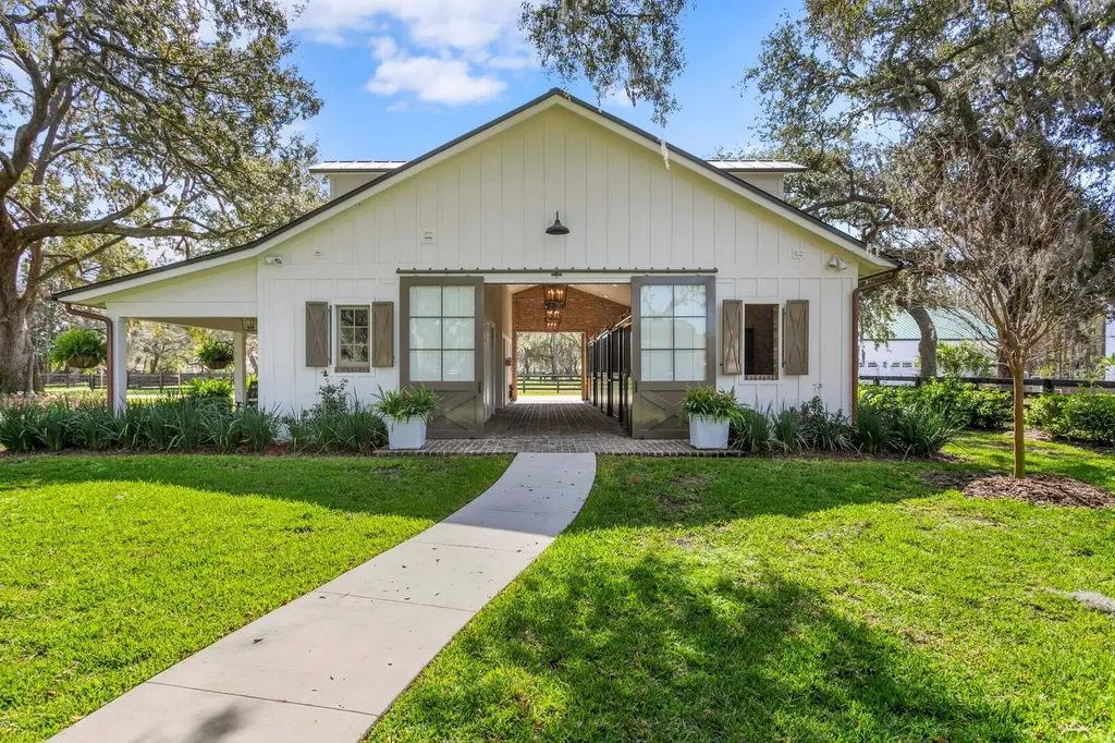 10101 Tarpon Springs Road Odessa FL 33556