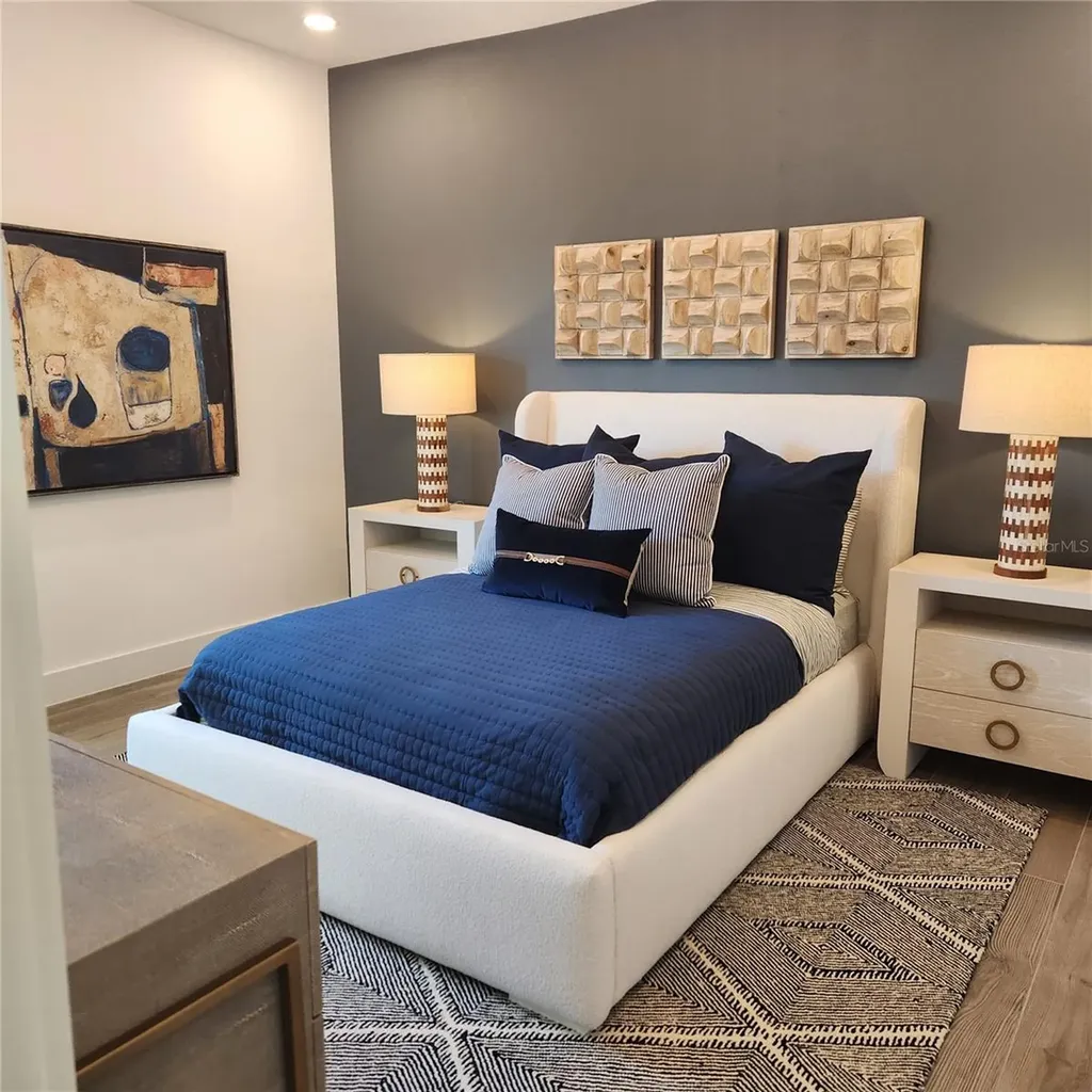 512 Blue Shell Loop Sarasota FL 34240