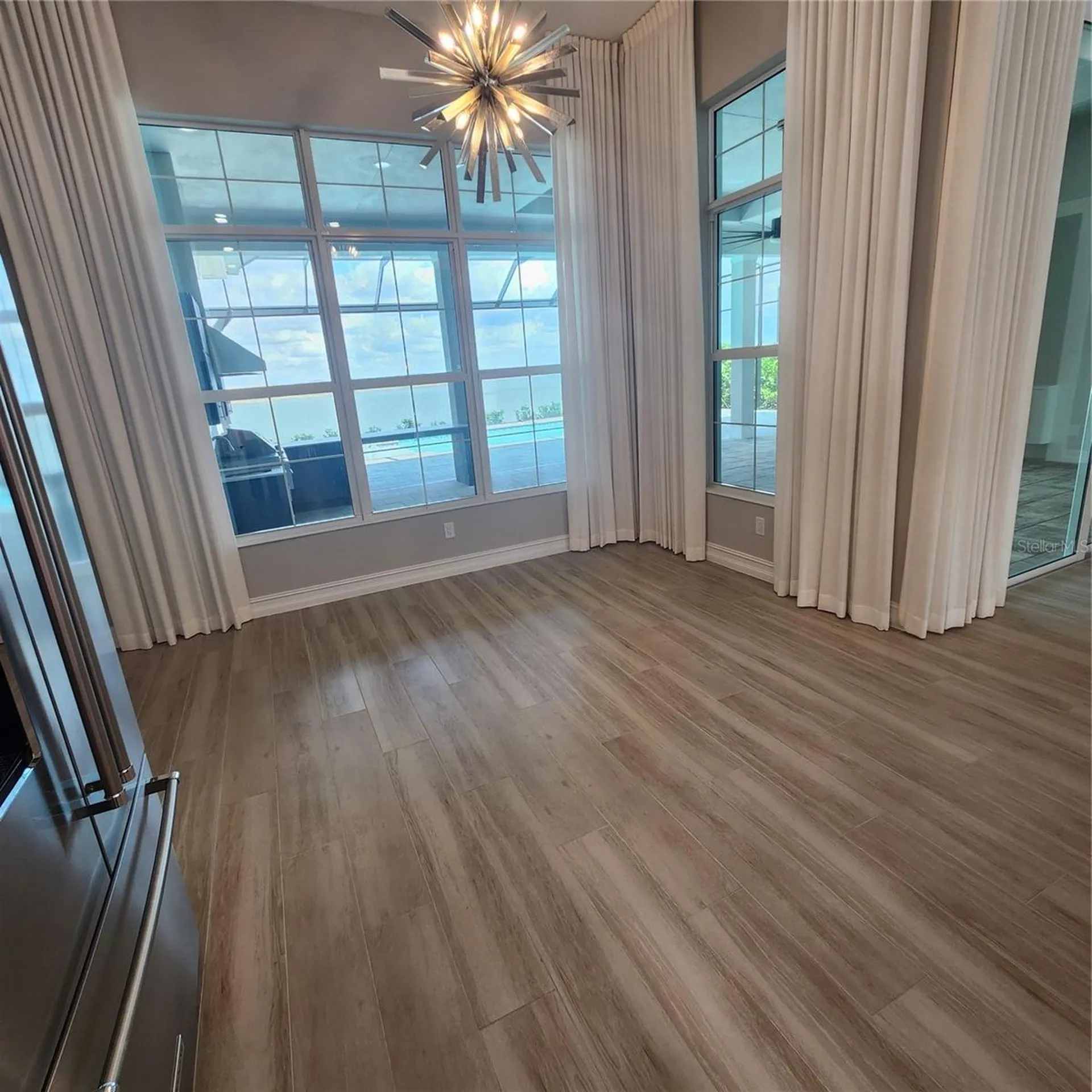 512 Blue Shell Loop Sarasota FL 34240