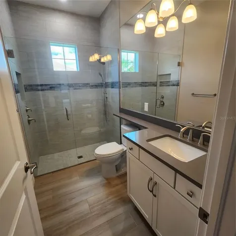 512 Blue Shell Loop Sarasota FL 34240