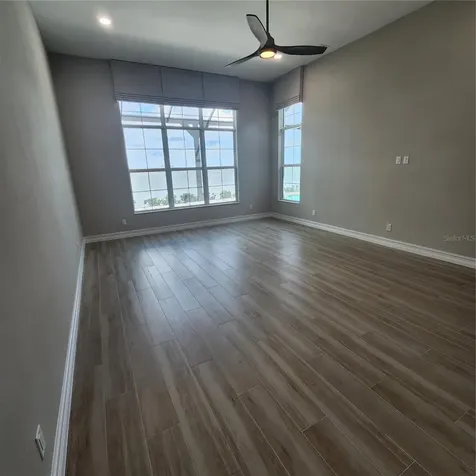 512 Blue Shell Loop Sarasota FL 34240