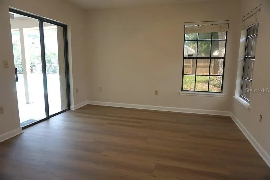 8021 Landgrove Court Orlando FL 32819