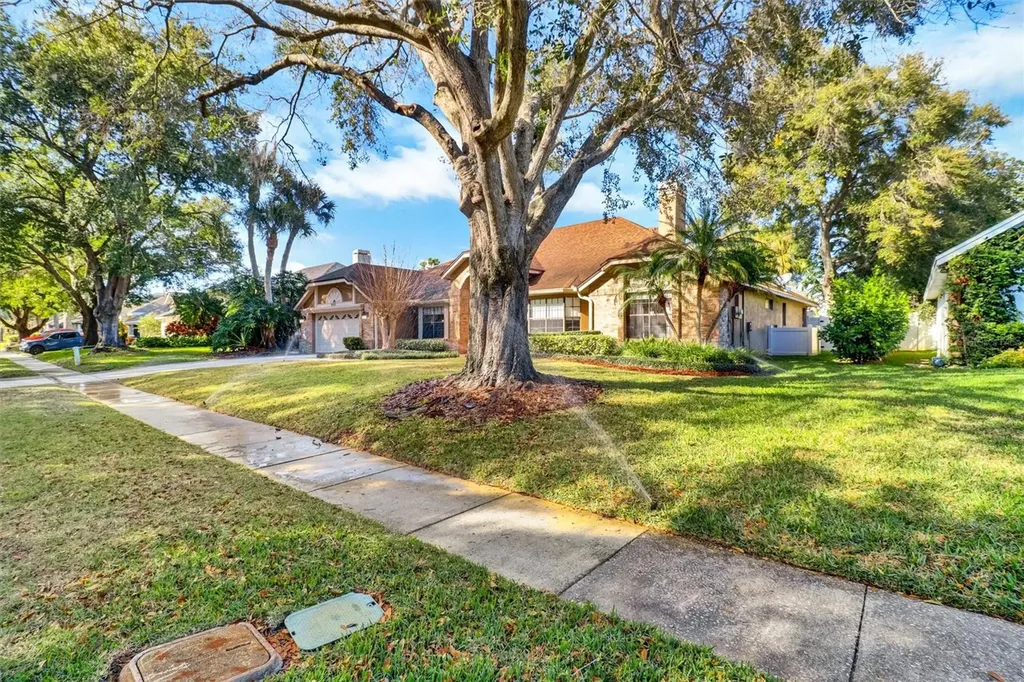 8021 Landgrove Court Orlando FL 32819