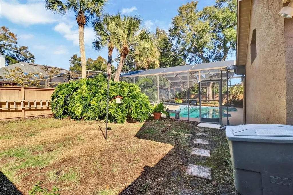 8021 Landgrove Court Orlando FL 32819