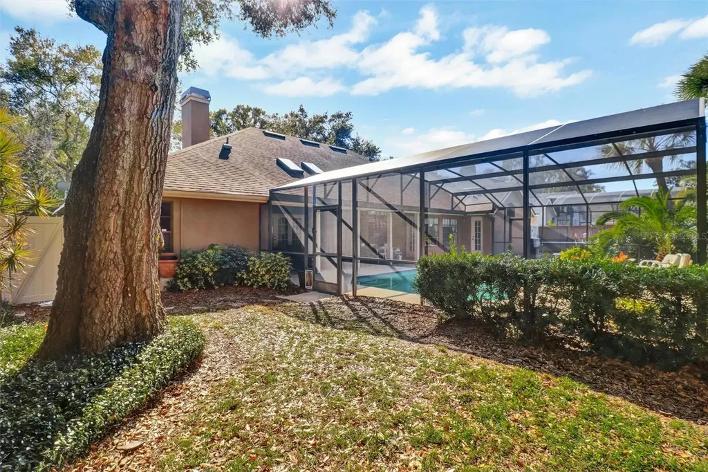 8021 Landgrove Court Orlando FL 32819