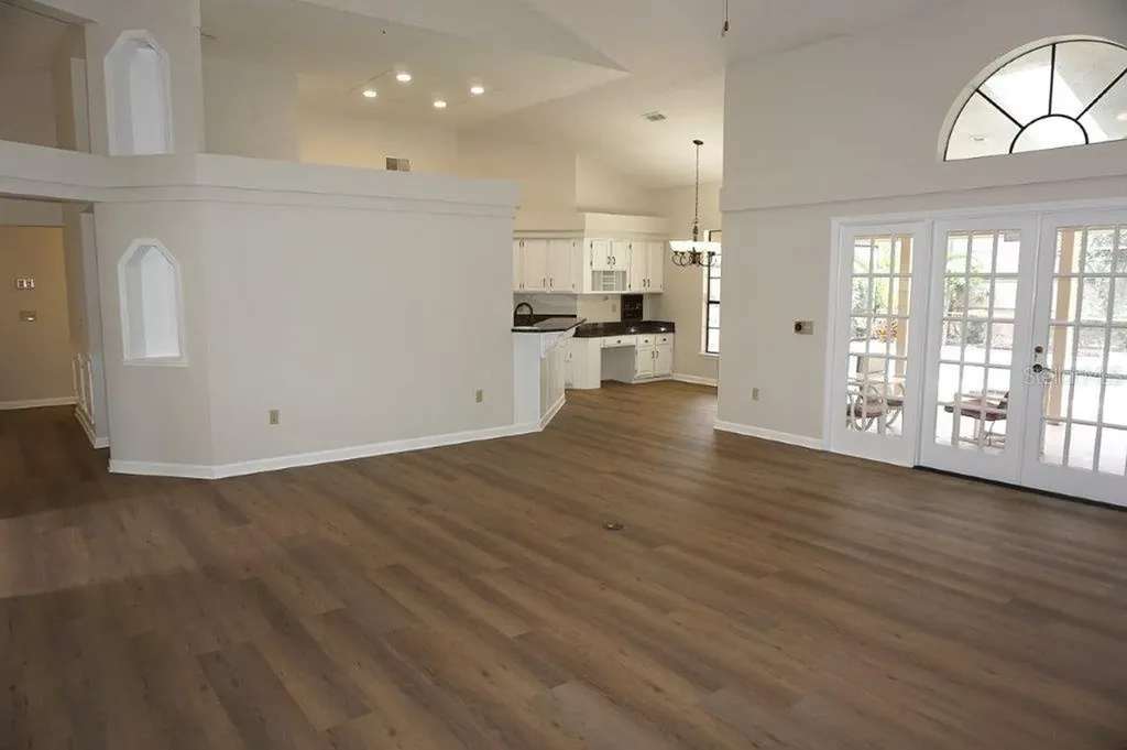 8021 Landgrove Court Orlando FL 32819