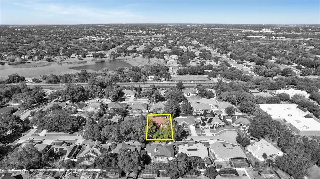 8021 Landgrove Court Orlando FL 32819