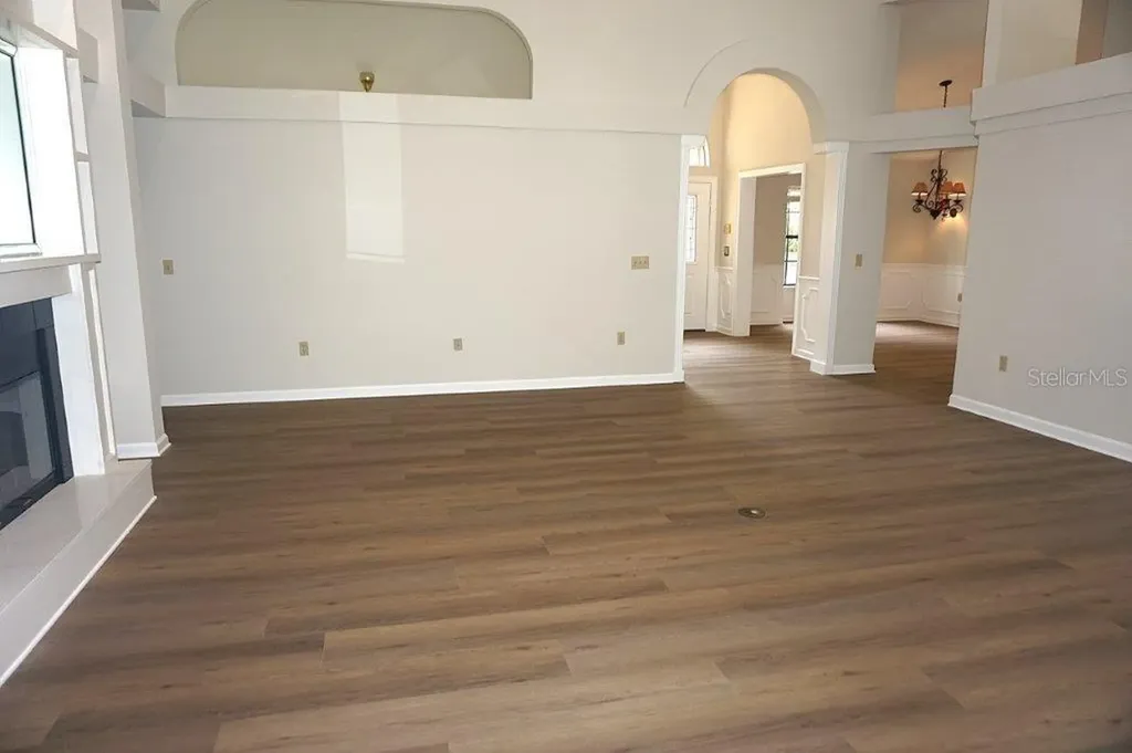 8021 Landgrove Court Orlando FL 32819
