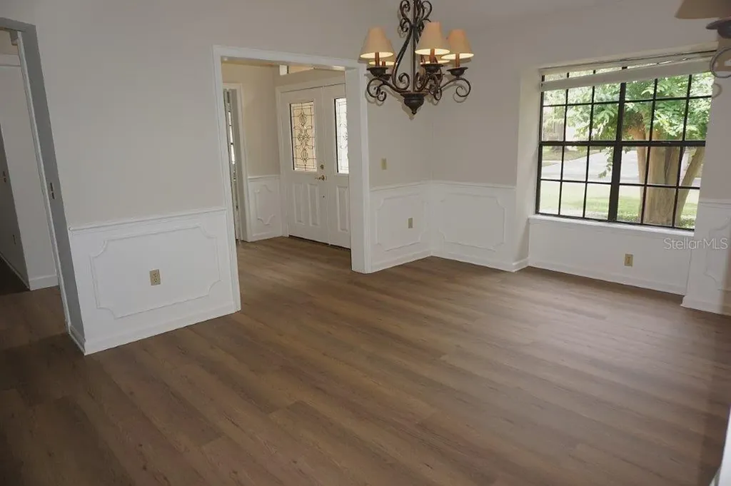 8021 Landgrove Court Orlando FL 32819