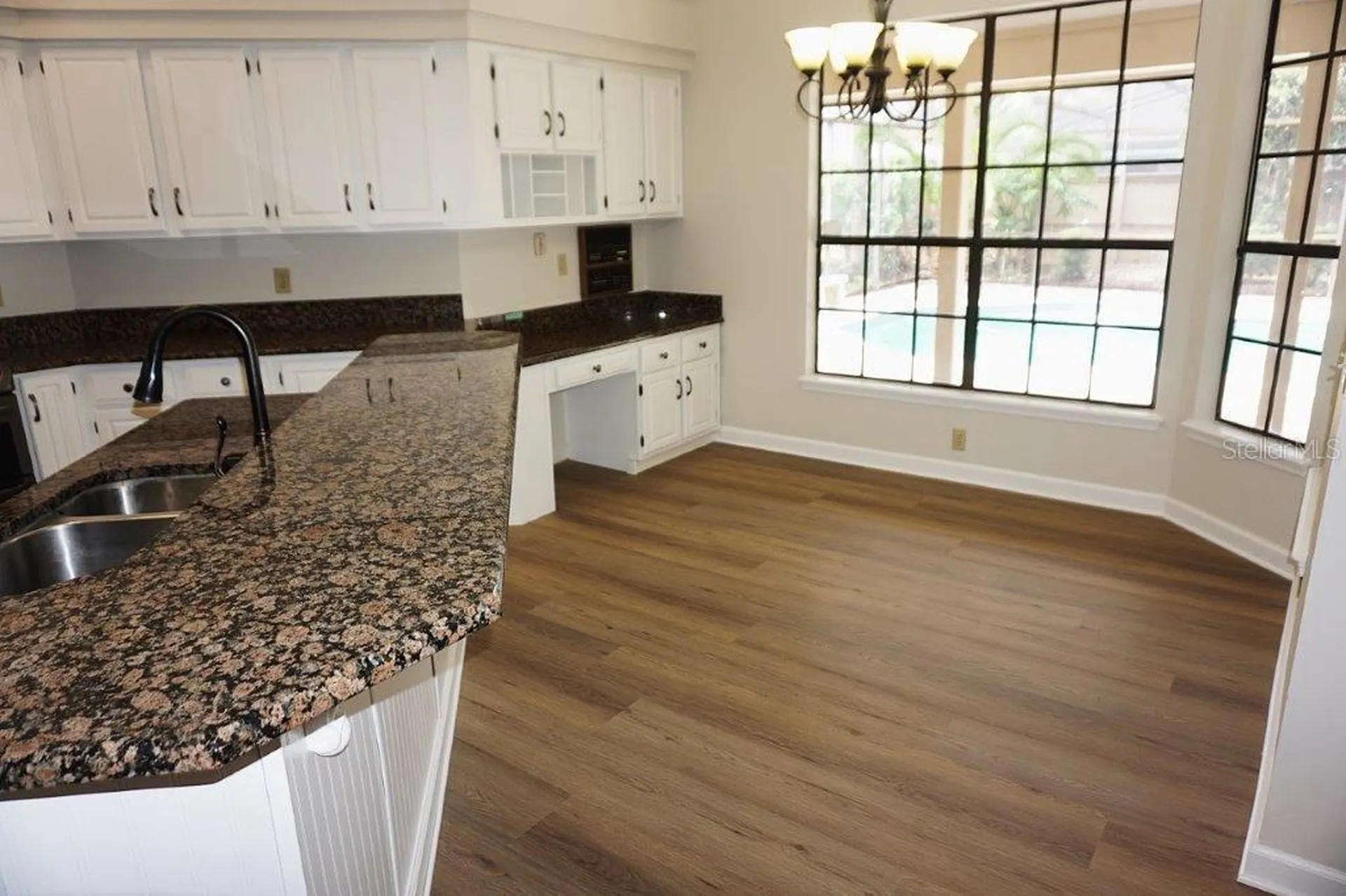 8021 Landgrove Court Orlando FL 32819
