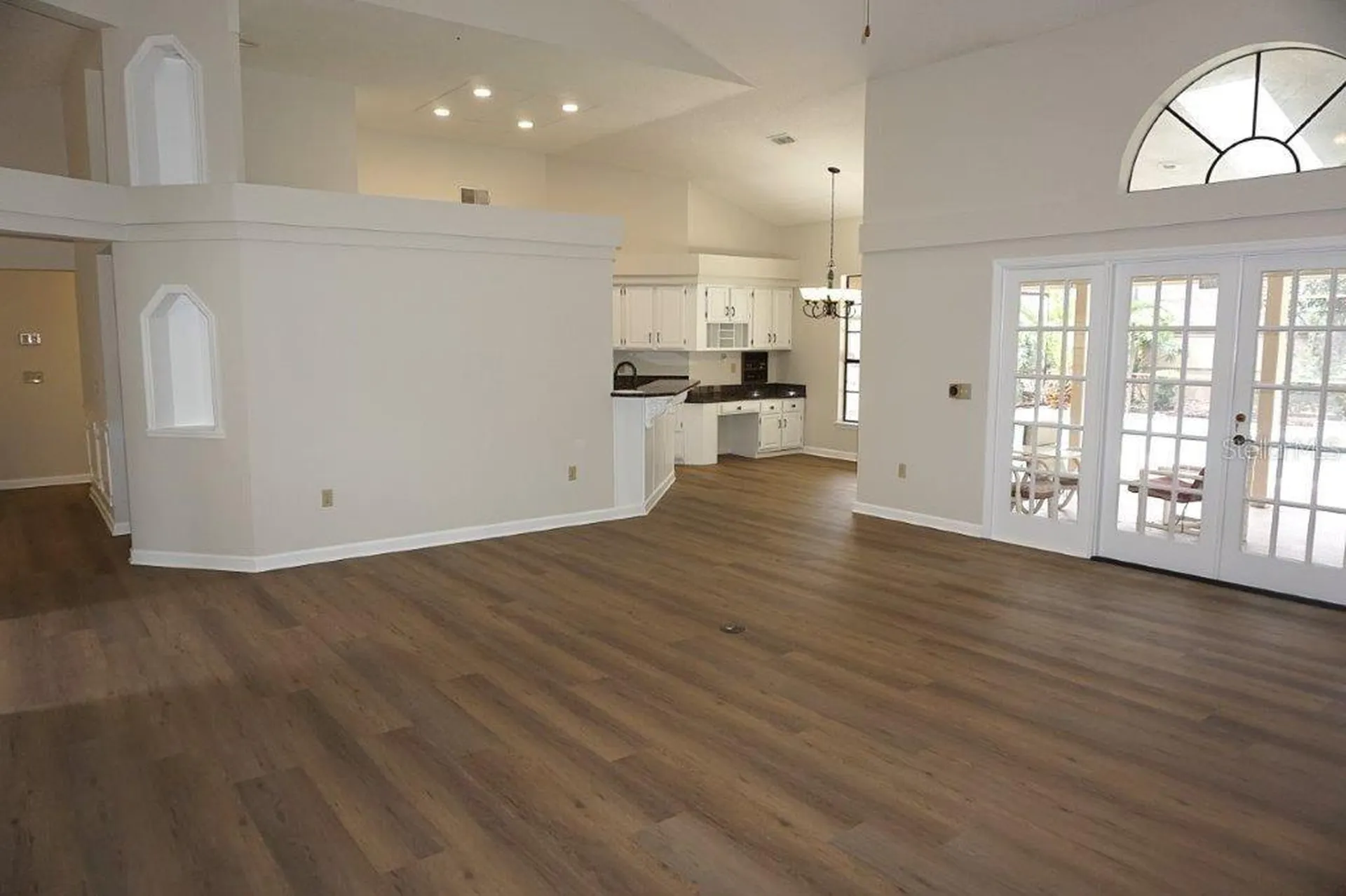 8021 Landgrove Court Orlando FL 32819