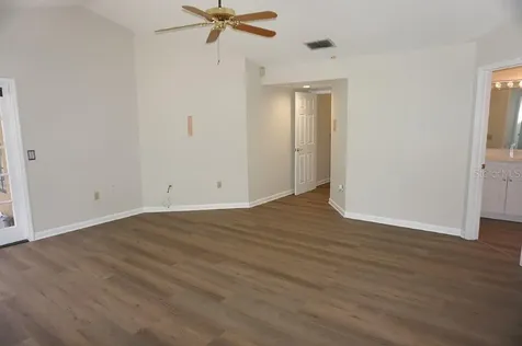 8021 Landgrove Court Orlando FL 32819