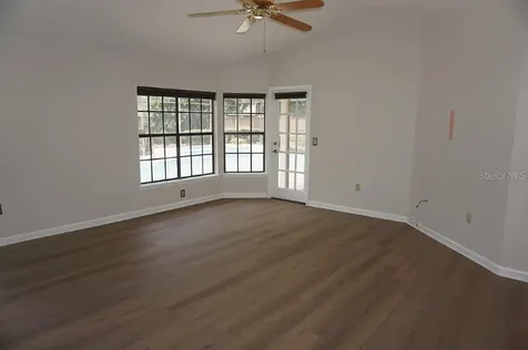 8021 Landgrove Court Orlando FL 32819