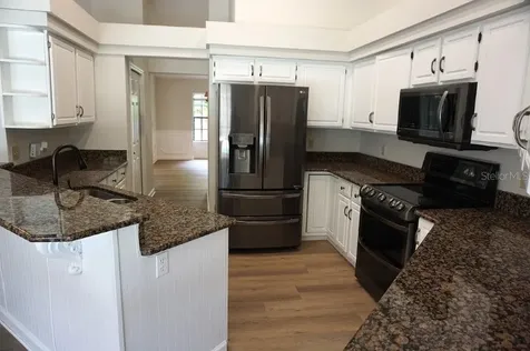 8021 Landgrove Court Orlando FL 32819