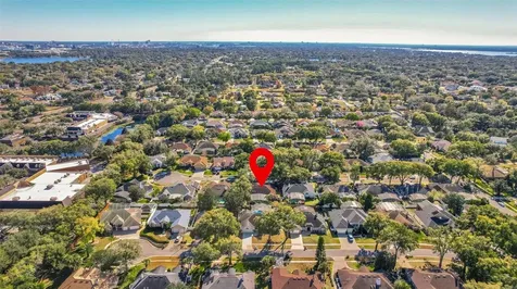 8021 Landgrove Court Orlando FL 32819