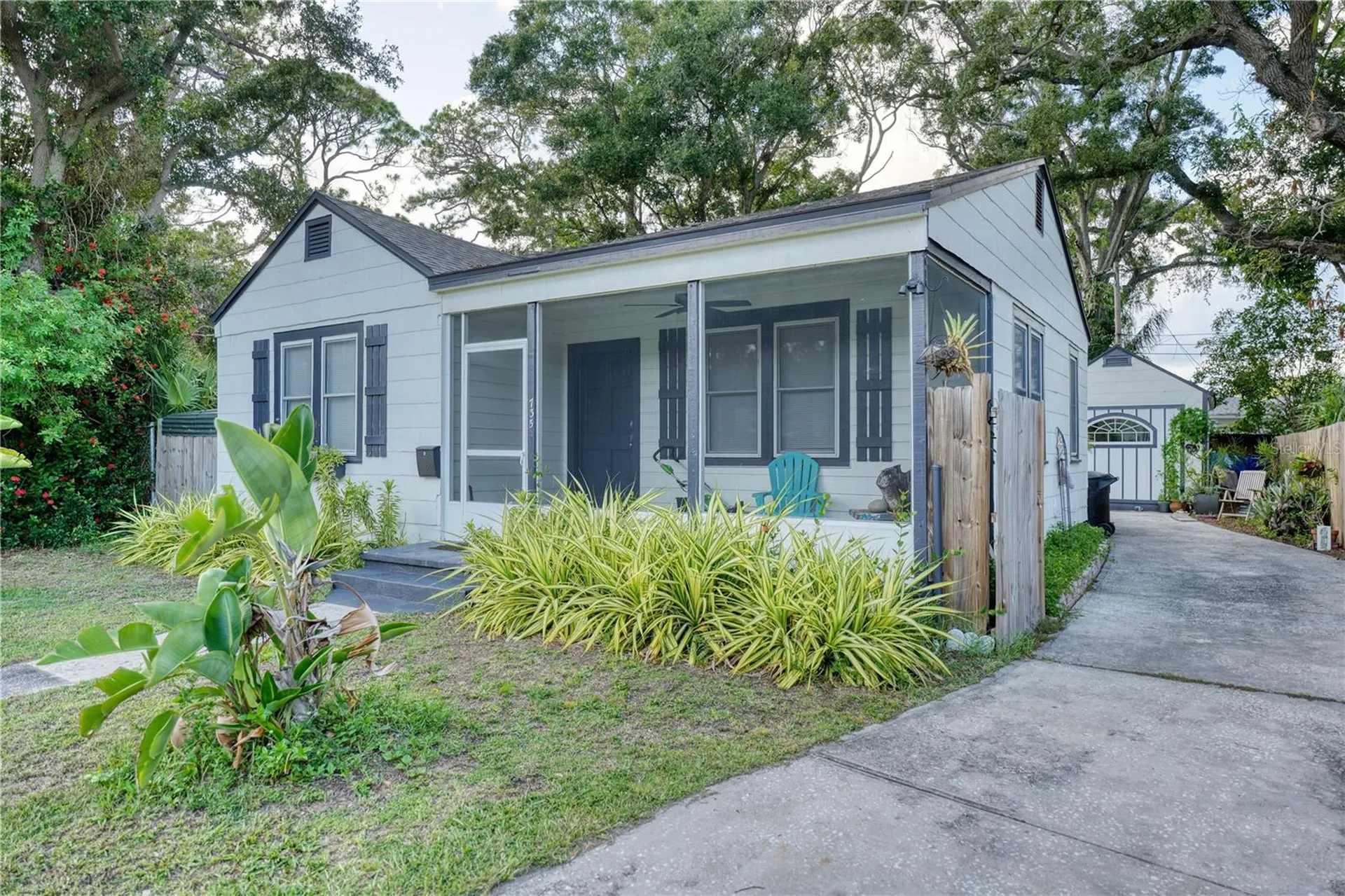 735 26th Avenue S St Petersburg FL 33705