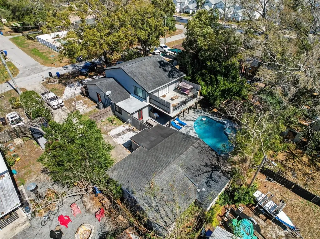 2206 Howard Lane Tampa FL 33612