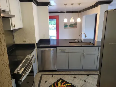 2206 Howard Lane Tampa FL 33612