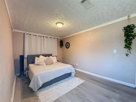 2206 Howard Lane Tampa FL 33612