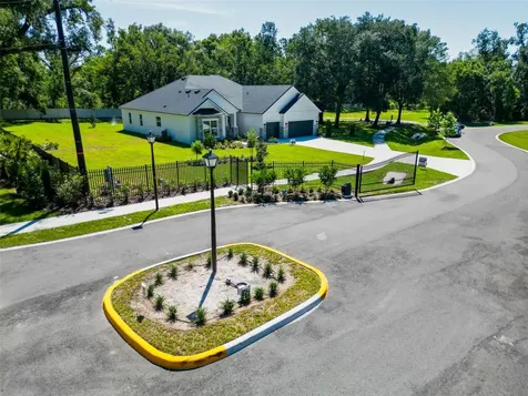 18469 Purple Creek Lane Lutz FL 33549