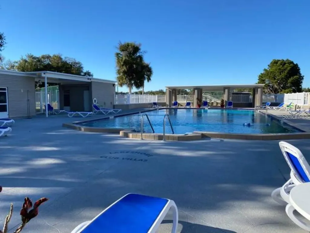 1605 Club Circle Lakeshore FL 33854