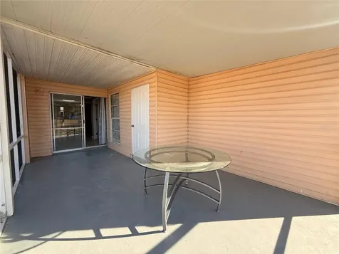1605 Club Circle Lakeshore FL 33854
