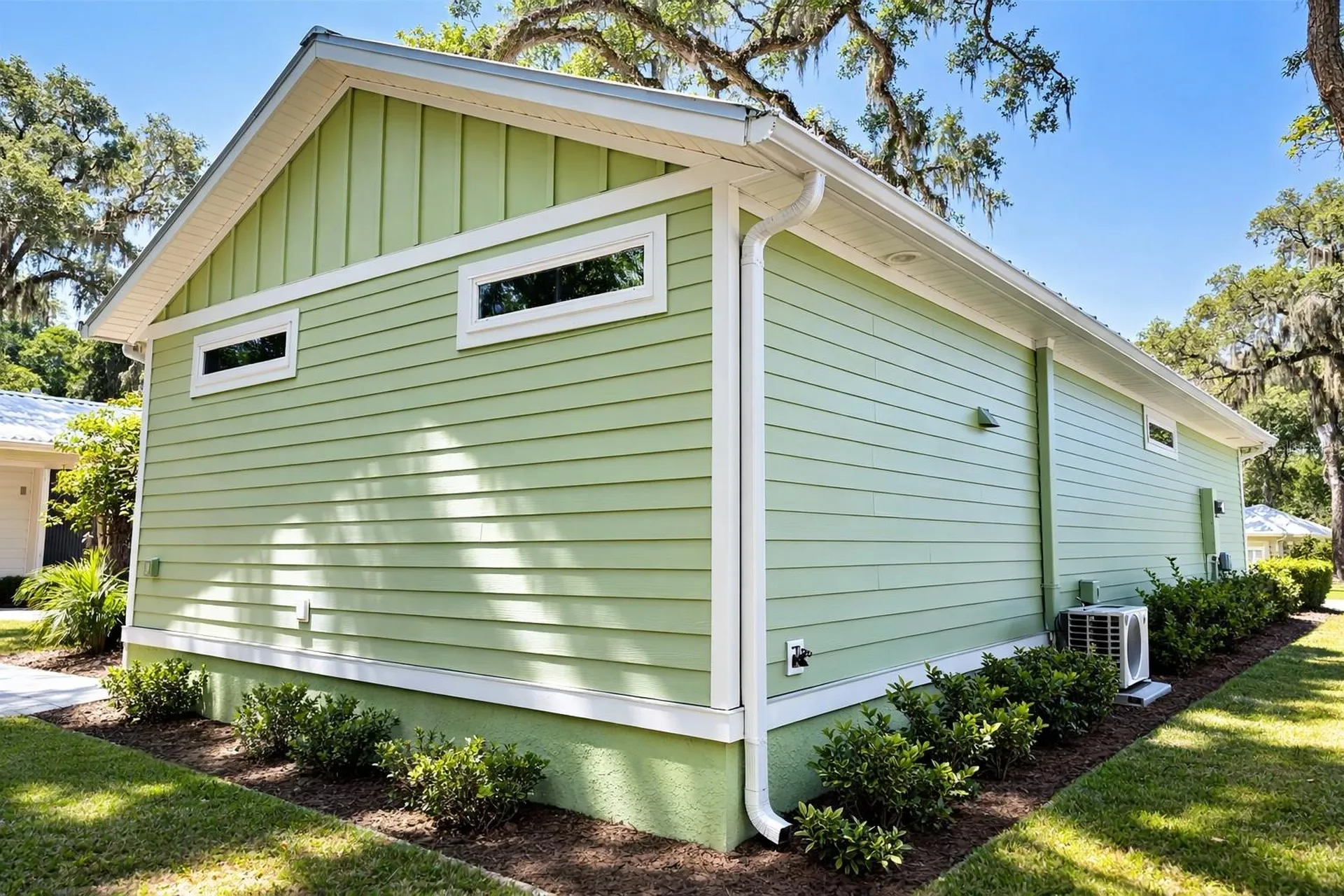 3607 Umbrella Tree Lane Oxford FL 34484