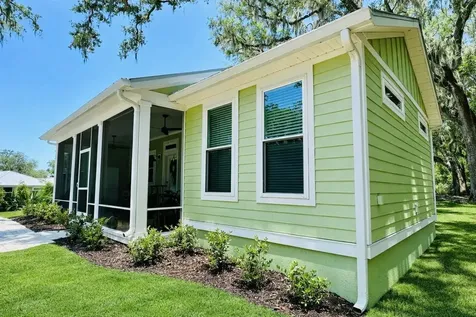 3607 Umbrella Tree Lane Oxford FL 34484