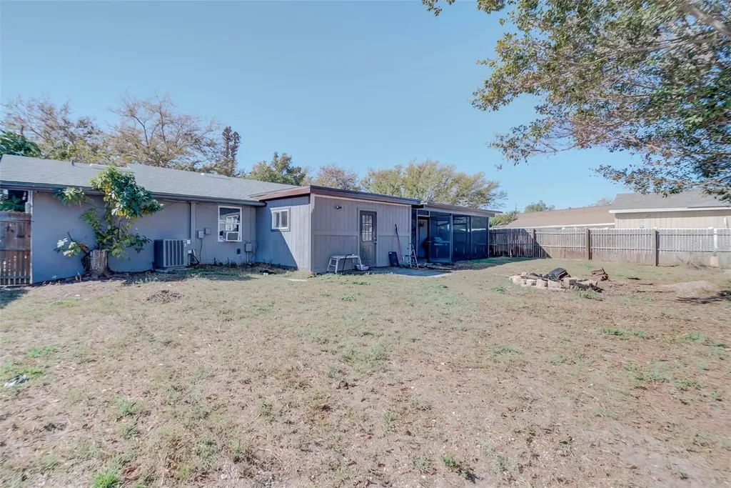 22082 Elmira Boulevard Port Charlotte FL 33952